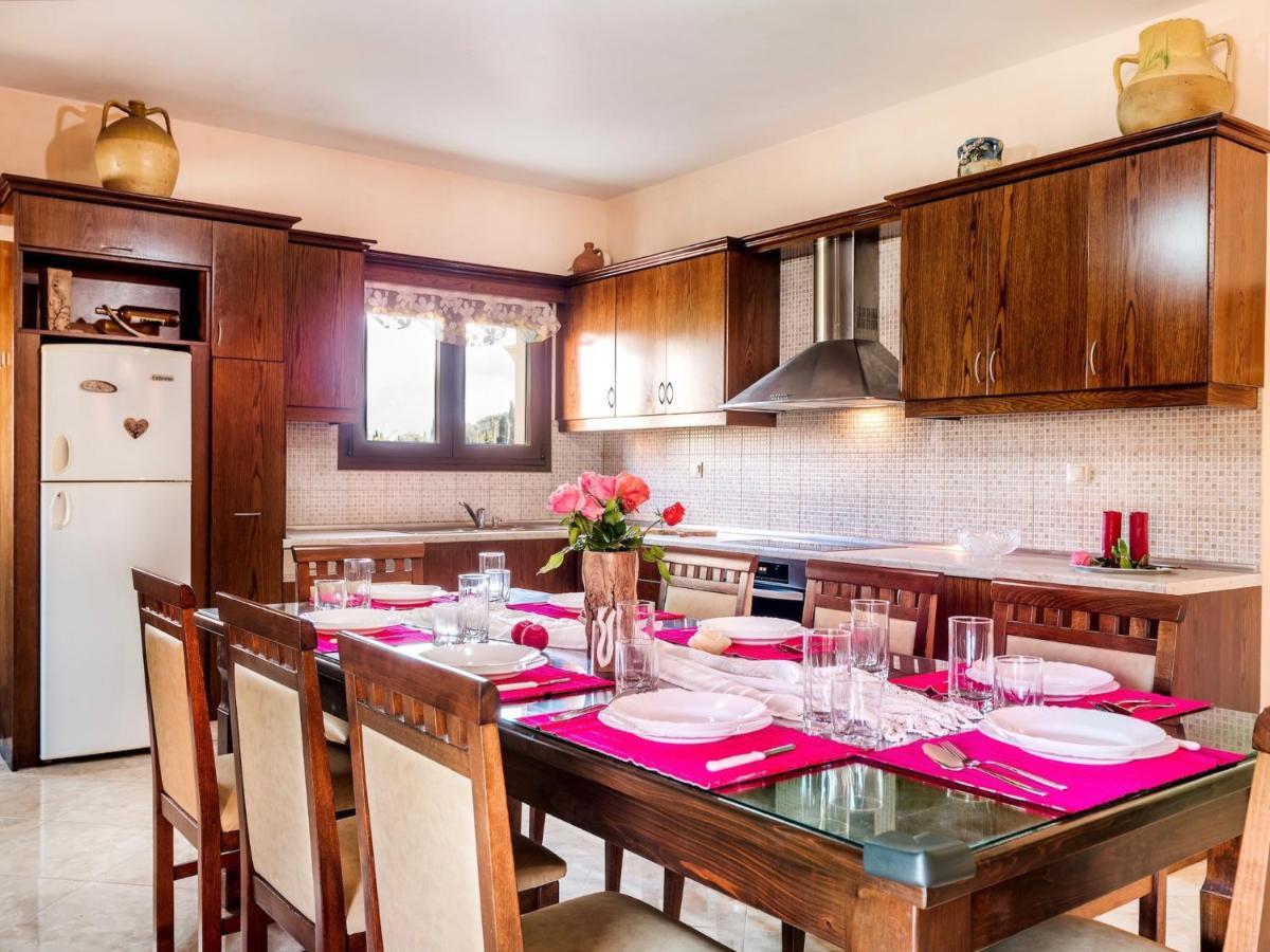 Villa Cocoon Sidari With Private Pool By Dadovillas Melissia  Bagian luar foto
